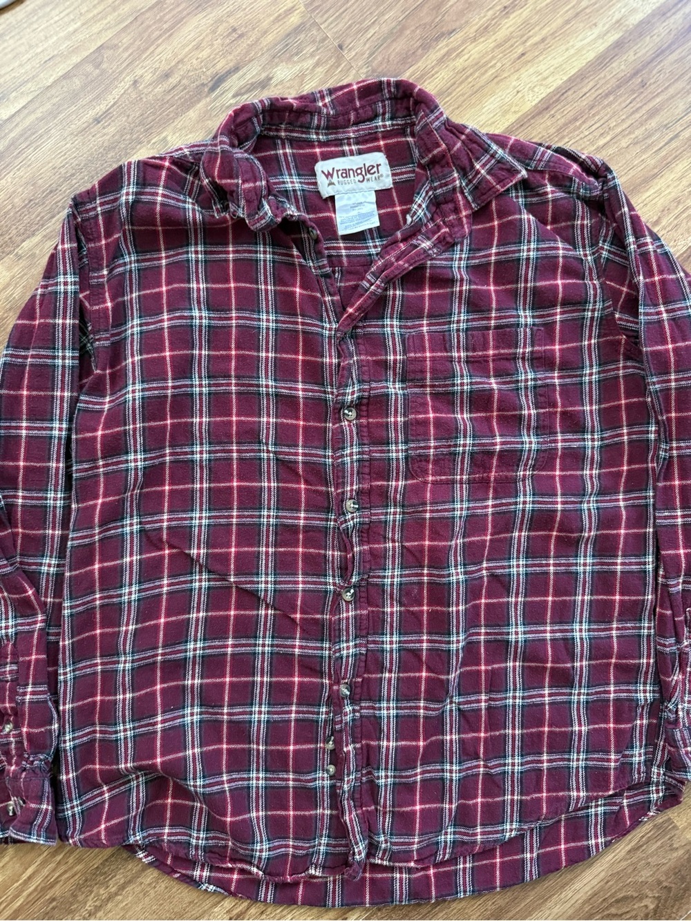 Wrangler Men's Red Plaid Long-Sleeve Button-Down Shirt - Picture 8 of 13